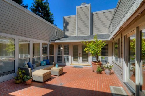 13 Alverno Ct, Redwood City CA  94061-1825 exterior