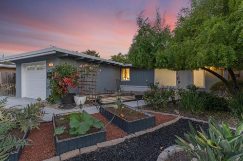 814 Lakehaven Dr, Sunnyvale CA  94089-2553 exterior