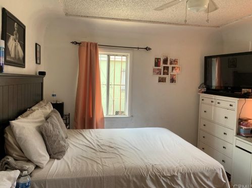 1114 Rose Ave, Compton CA  90221-2617 exterior