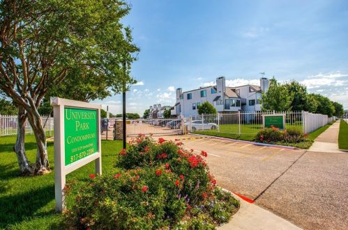 3117 Sondra Dr, Fort Worth TX  76107-1883 exterior