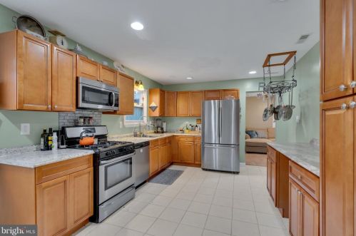 262 Phillips Ave, Browns Mills NJ  08015-1961 exterior