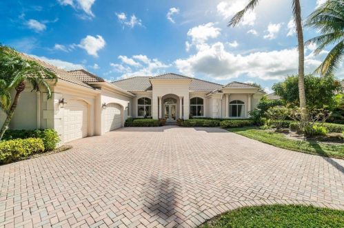 7980 Fairway Ln, West Palm Beach, FL 33412-2411