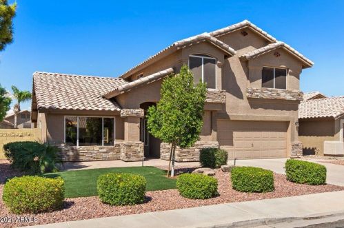 134 Ivanhoe St, Gilbert, AZ 85233-8709