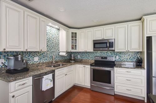 1613 Crystal Lake Ave, Orlando FL  32806-4823 exterior