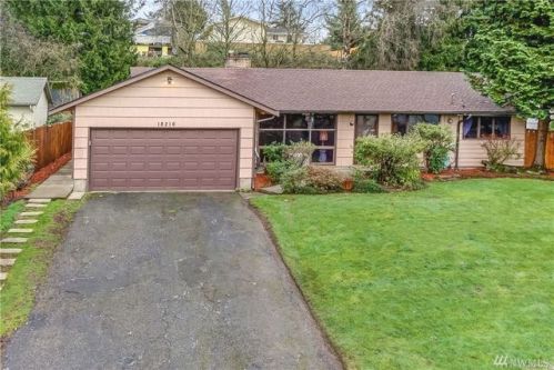 18216 45th Ave, Seattle, WA 98188-4538