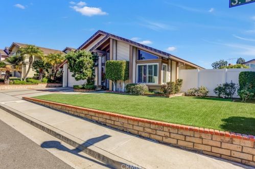136 Baler Ave, Brea, CA 92821-4613