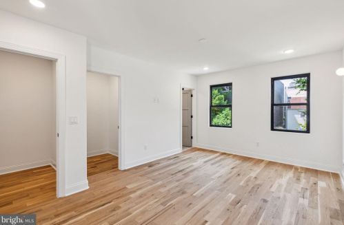 1216 Columbia Ave, Philadelphia PA 19125-2602 exterior