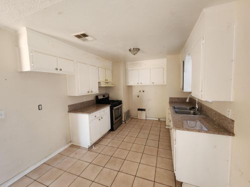 66805 Flora Ave, Desert Hot Springs, CA 92240-4618