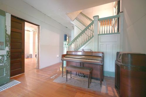 1105 Portland St, Pittsburgh, PA 15206-1501