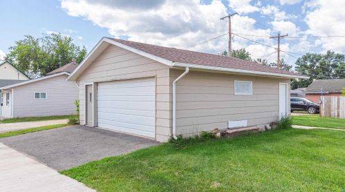 746 Camp St, Ely MN  55731-1606 exterior