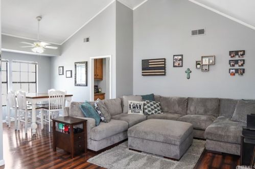 201 Lanai Ln, Placentia, CA 92870-6040