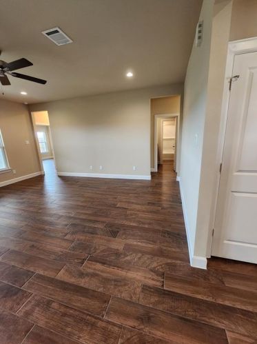 1437 Ladelle St, Dinsmore TX  77488-3428 exterior