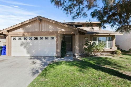 27880 Caraway Ln, Santa Clarita, CA 91350-1717
