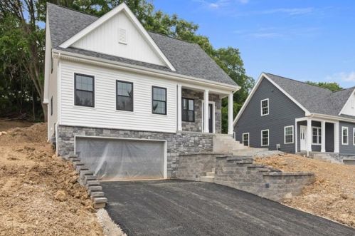 144 Dicio St, Canonsburg, PA 15317-2220