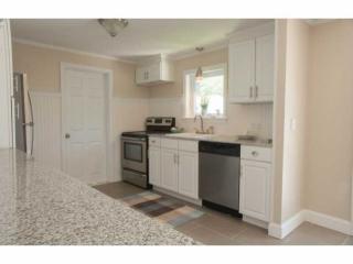120 New Britain Dr, Warwick, RI 02889-3236