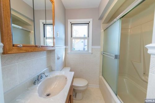 452 Rdg Rd, West Milford Lakes NJ  exterior