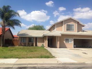 23706 New England Dr, Moreno Valley CA  92553-6064 exterior