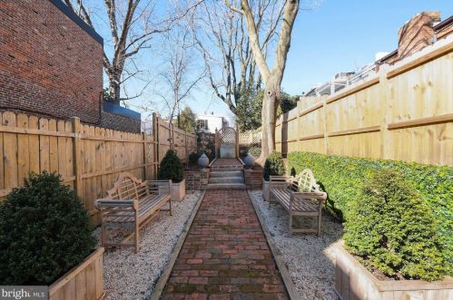 1218 28 St, Washington DC 20007-3355 exterior