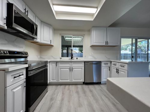 1597 Klamath River Dr, Rancho Cordova CA  95670-2756 exterior