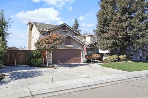 235 Meyenberg Ave, Ripon, CA 95366-2921
