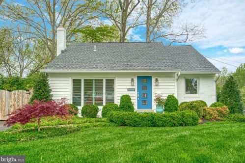 2614 Shelby Ct, Falls Church, VA 22043-3400