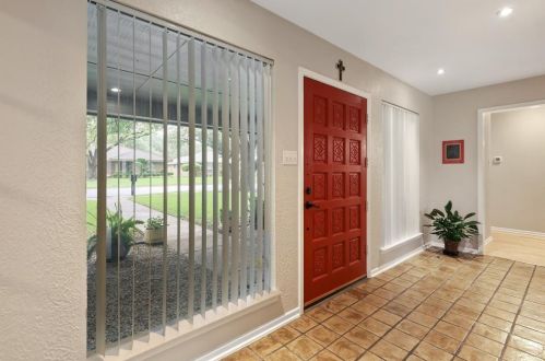 6613 Welch Ave, Fort Worth, TX 76133-5443