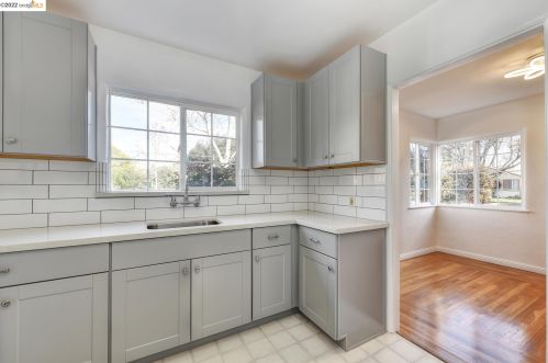 801 Taylor St, San Jose CA 95112-1654 exterior