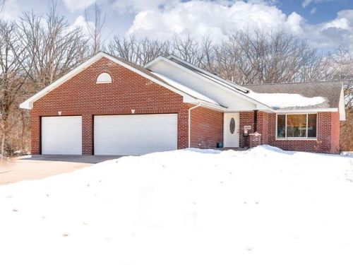 25190 Galaxy Ave, Columbus, MN 55092