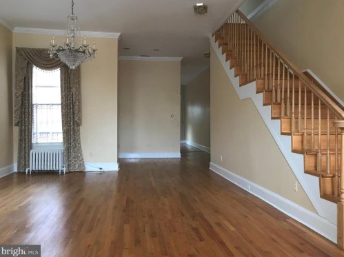 314 Independence Ave, Washington DC  20003-1041 exterior