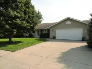 1216 High Ridge Rd, Roselle, IA 51401-2669