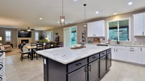 35595 Desert Rose Way, Lake Elsinore CA  92532-2905 exterior