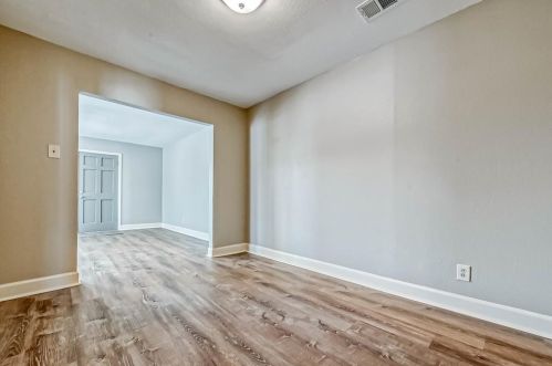 2315 67 St, Galveston TX 77551-1320 exterior