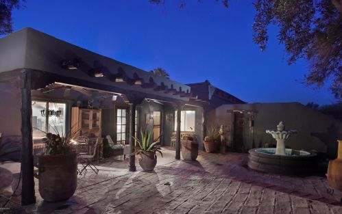 11761 Speedway Blvd, Tucson, AZ 85748-2017