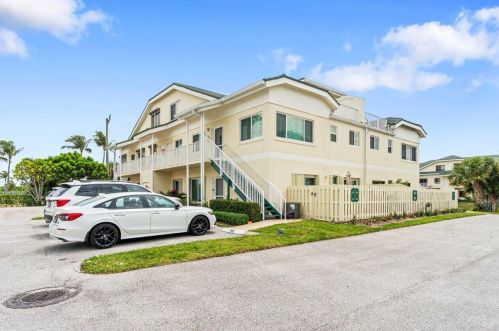 470 Bella Vista Ct, Jupiter FL  33477-5560 exterior