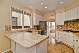 1861 Amalfi Dr, Encinitas CA  92024-1285 exterior