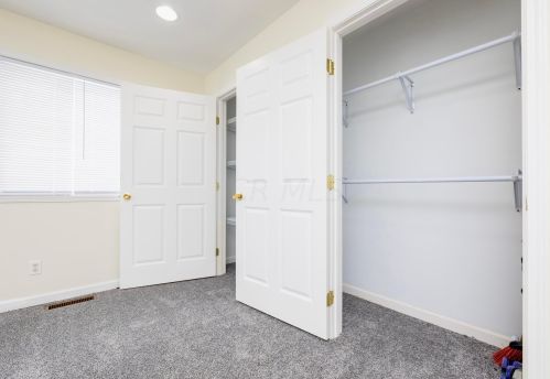 416 Park St, Bellefontaine OH  43311-2448 exterior