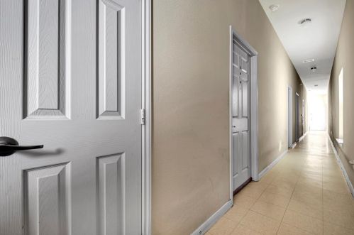 4210 Church St, Galveston TX  77550-1118 exterior