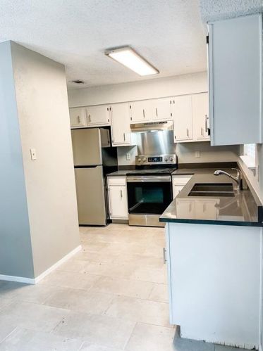 12226 Forsythe Dr, Austin TX  78759-3153 exterior