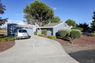 290 Ridgemark Dr, Hollister, CA 95023-6454