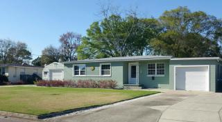 6581 Aires Rd, Jacksonville, FL 32244-1868