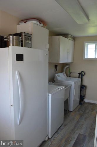 1500 Hewes Ave, Boothwyn, PA 19061-4101