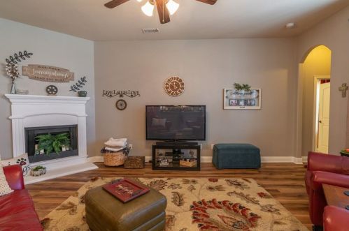 6905 Gamecock Dr, Greenville TX  75402-7720 exterior