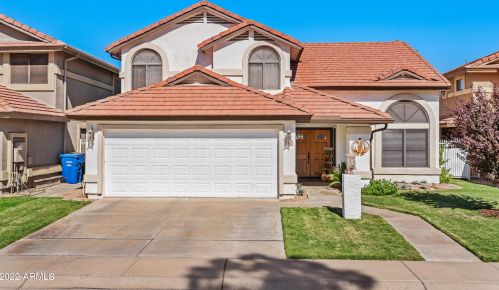 5710 Ivanhoe St, Chandler, AZ 85226-1822