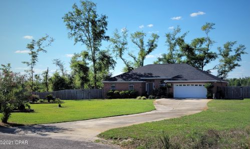 5910 Oakridge Ct, Youngstown, FL 32466-2678