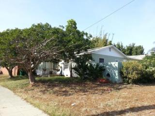 1942 Ditmar St, Oceanside, CA 92054-6429