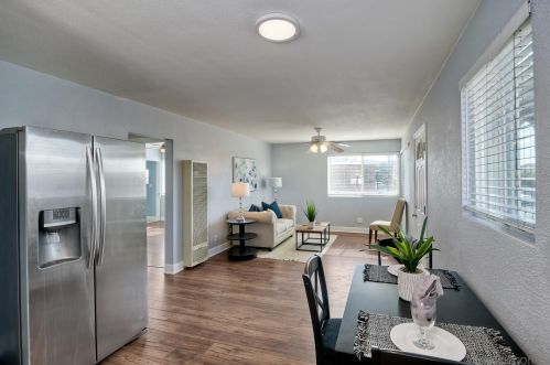 2015 Burroughs St, San Diego CA  92111-6643 exterior