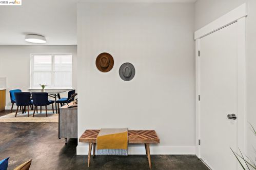 3214 Ettie St, Oakland CA  94608-4016 exterior