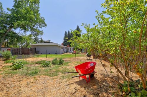 2420 Tuscano Ct, Rancho Cordova CA  95670-3836 exterior