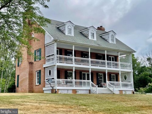 36 Emleys Hill Rd, Upper Freehold Township, NJ 08514-2010