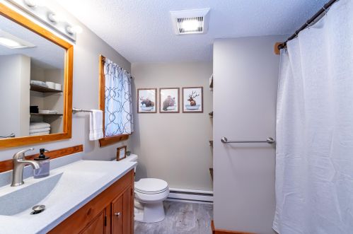 42 Sugar Run, Ellsworth NH  03285-6852 exterior